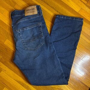 Levi's Blue Relaxed Jeans Classic Style